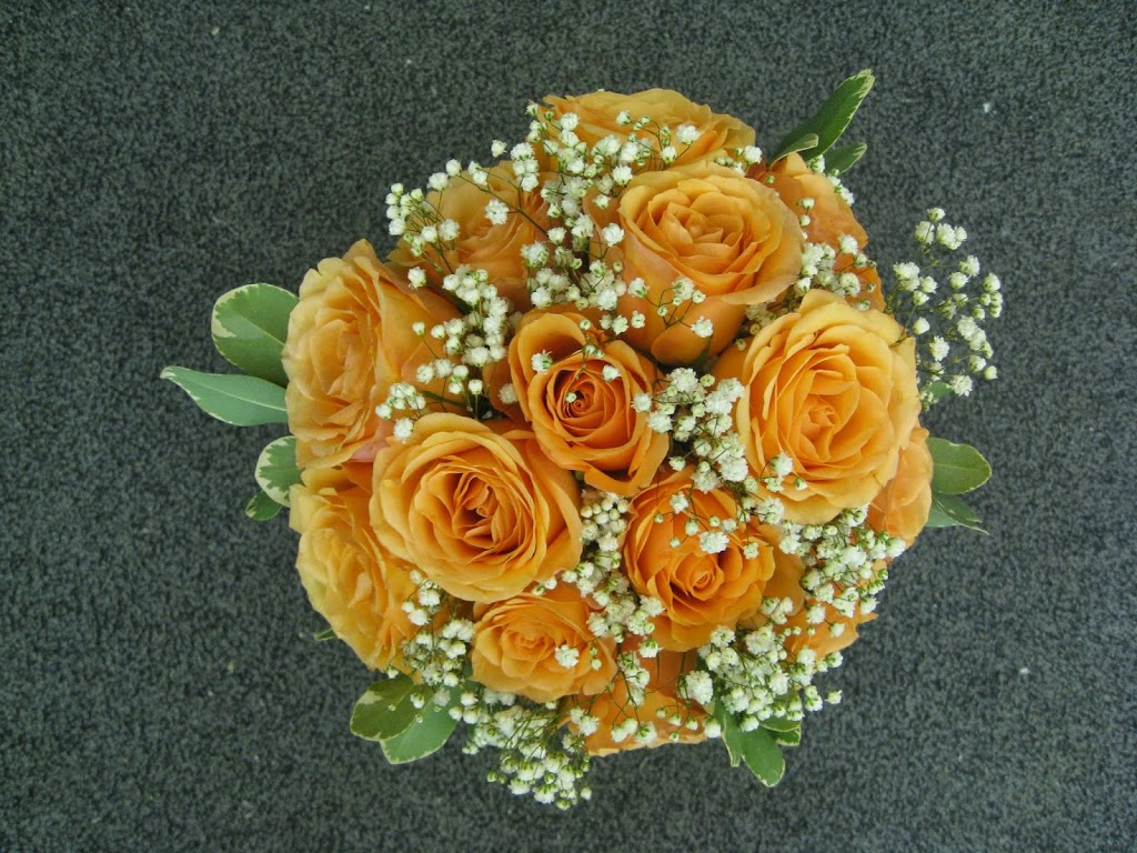 Bayshore Flowers | 100 Bayshore Dr, Nepean, ON K2B 8C1, Canada | Phone: (613) 828-6633