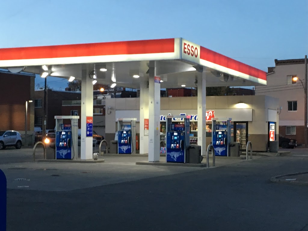 Esso | 5945 Rue Notre-Dame Est, Montréal, QC H1N 2C7, Canada | Phone: (514) 256-8011