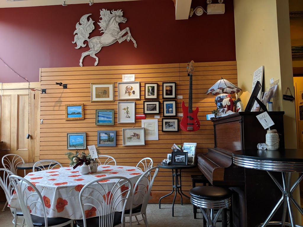 Cafe Crêperie Of Elora | 40 W Mill St, Elora, ON N0B 1S0, Canada | Phone: (519) 846-1618