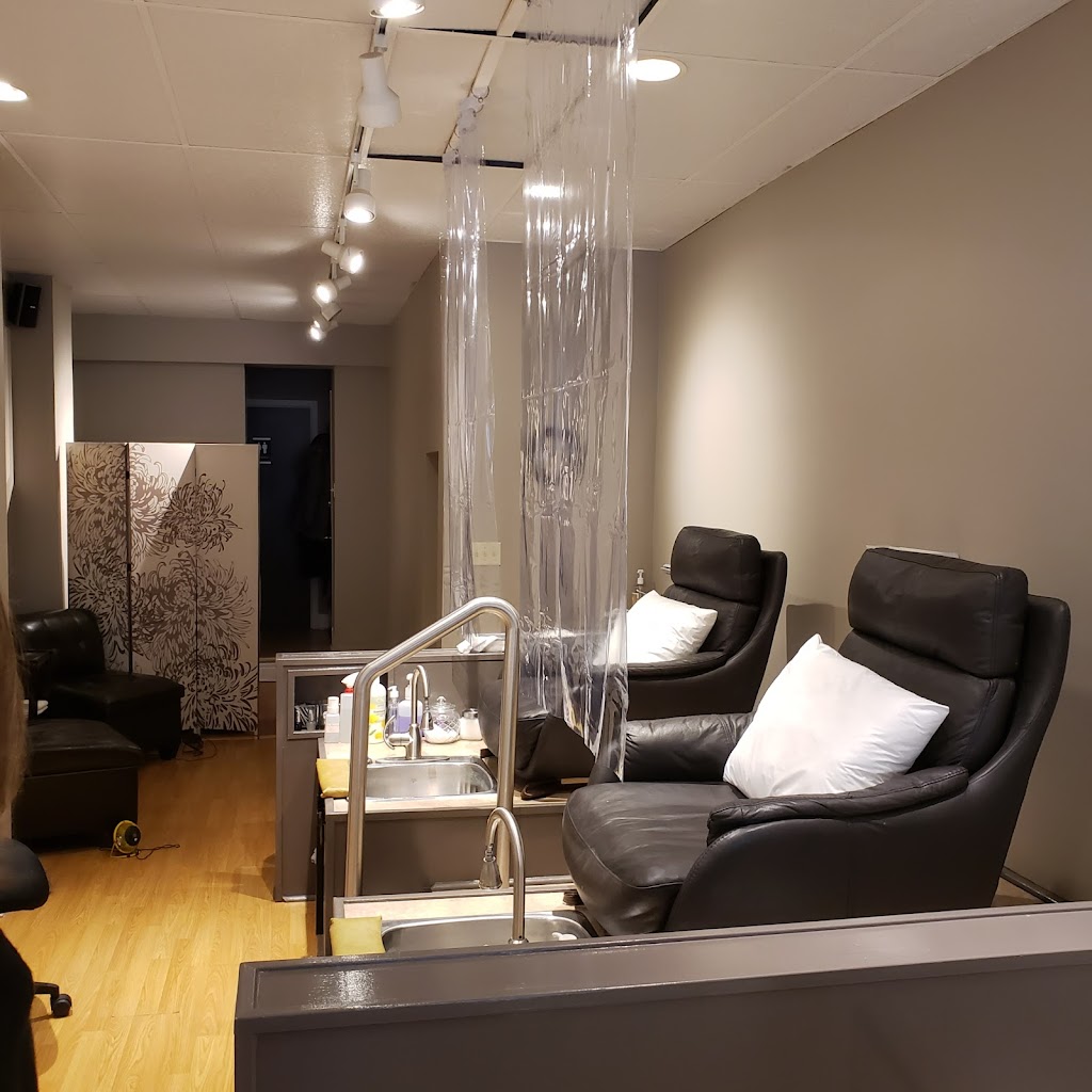 Nail Effects | 116 Queen St E, St. Marys, ON N4X 1C5, Canada | Phone: (519) 284-0038