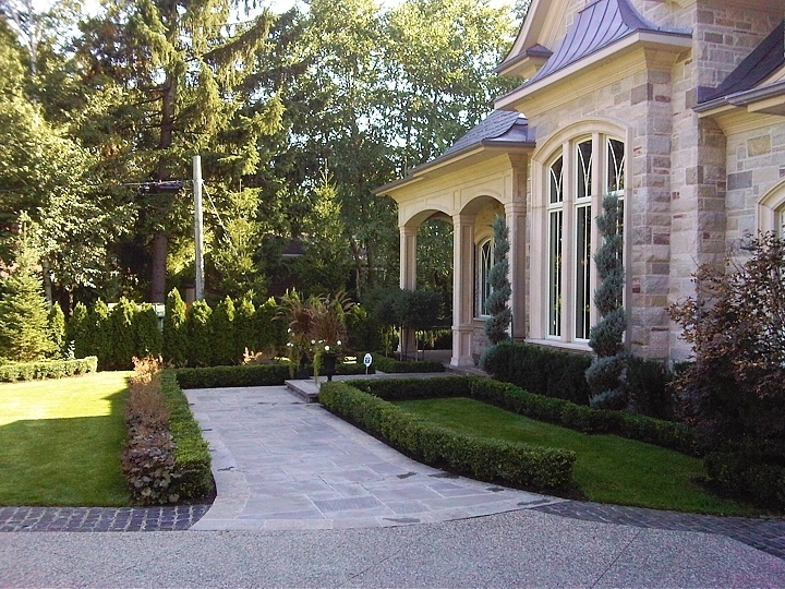 Devine Image Lawn and Landscaping | 2888 Upper James St, Mount Hope, ON L0R 1W0, Canada | Phone: (855) 533-8463
