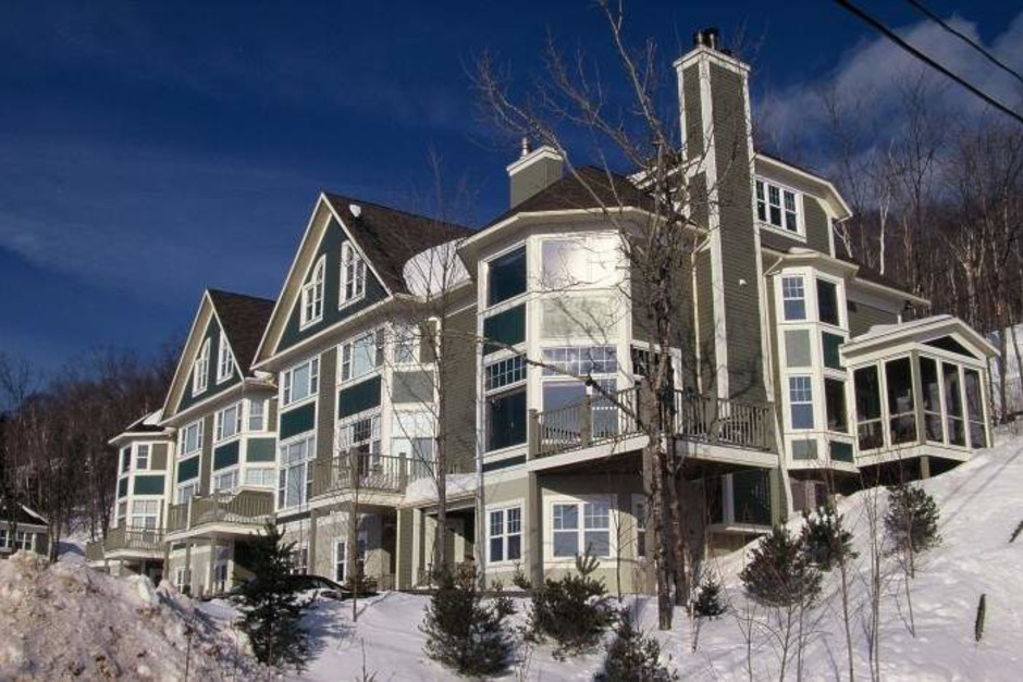 Les Boisés Mont-Tremblant | 160 Chemin de la Forêt, Mont-Tremblant, QC J8E 1Z1, Canada | Phone: (888) 221-1411