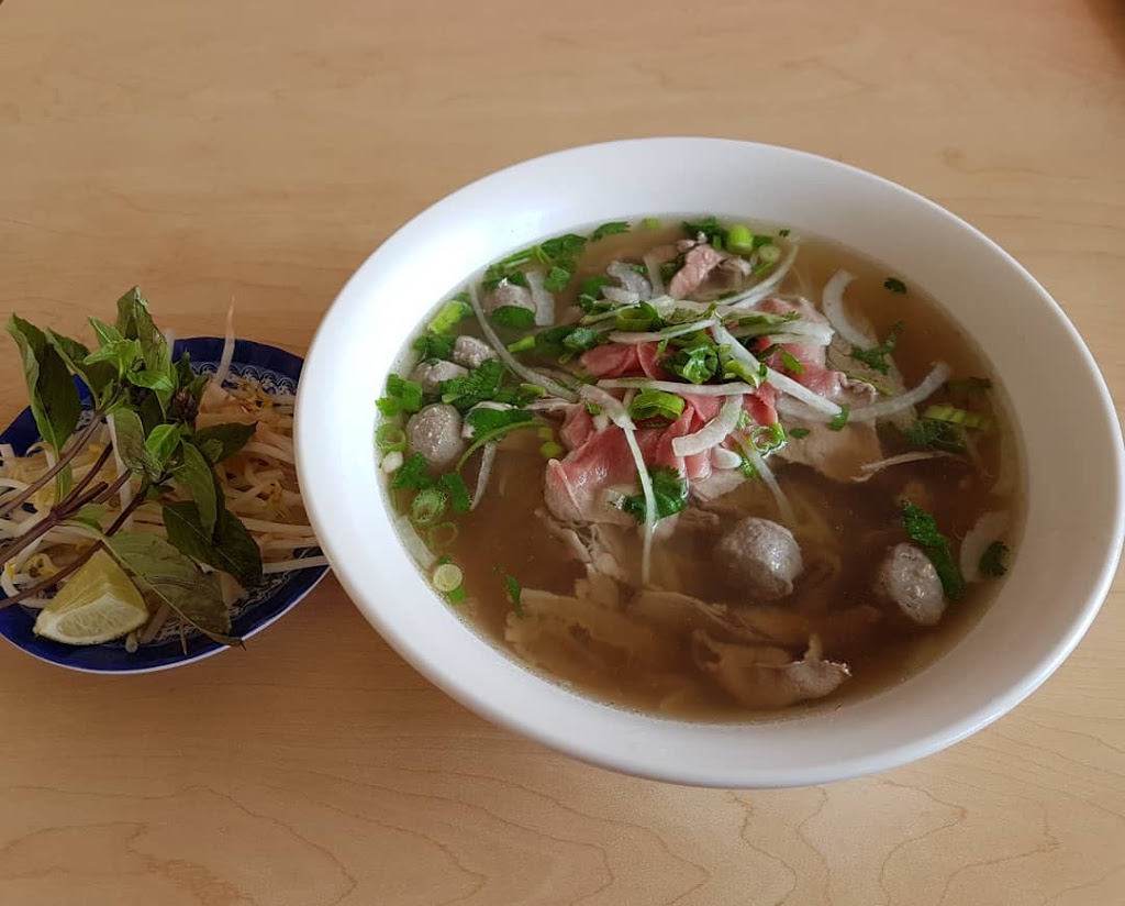 Pho Vietnam 999 | Brantford, ON N3R 6S8, Canada | Phone: (519) 751-7999