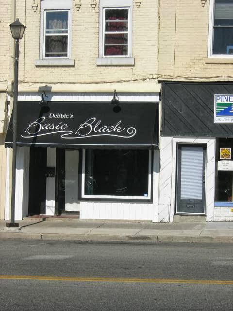 Debbies Basic Black | 13 Grand River St N, Paris, ON N3L 2L9, Canada | Phone: (519) 442-7600