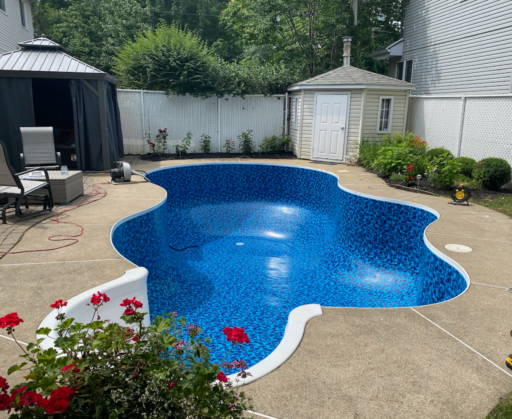 Services de Piscine AquanNord Inc. | 3405 Rue Edgar, Laval, QC H7P 2E4, Canada | Phone: (514) 919-8028