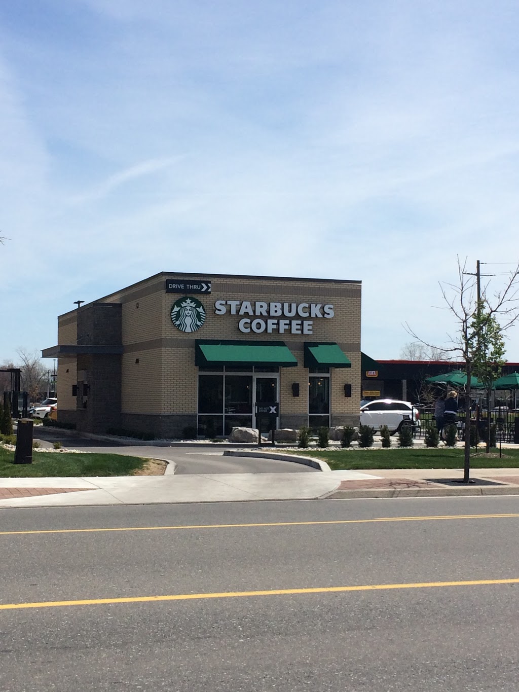 Starbucks | 5790 Malden Rd, Windsor, ON N9H 1S4, Canada | Phone: (519) 566-0576