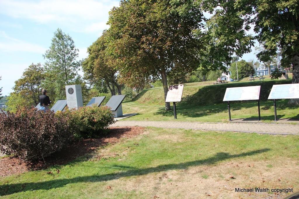 Lunenburg Visitor Information Centre | 11 Blockhouse Hill Rd, Lunenburg, NS B0J 2C0, Canada | Phone: (902) 634-8100