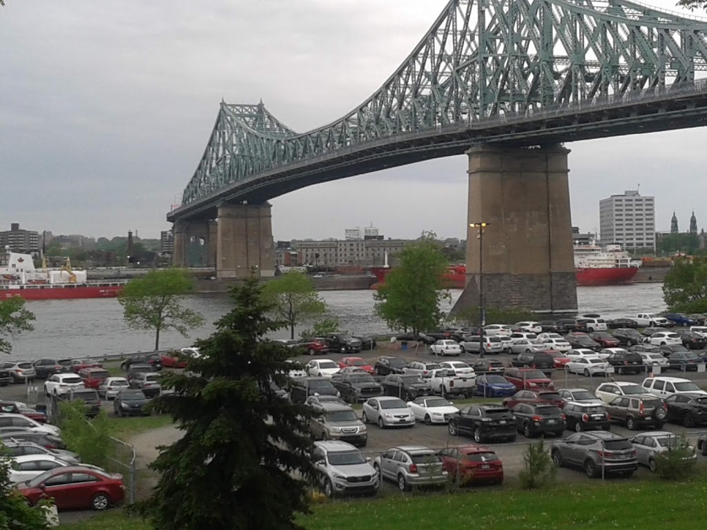 Parking | Unnamed Road, Montreal, QC H3C, Canada