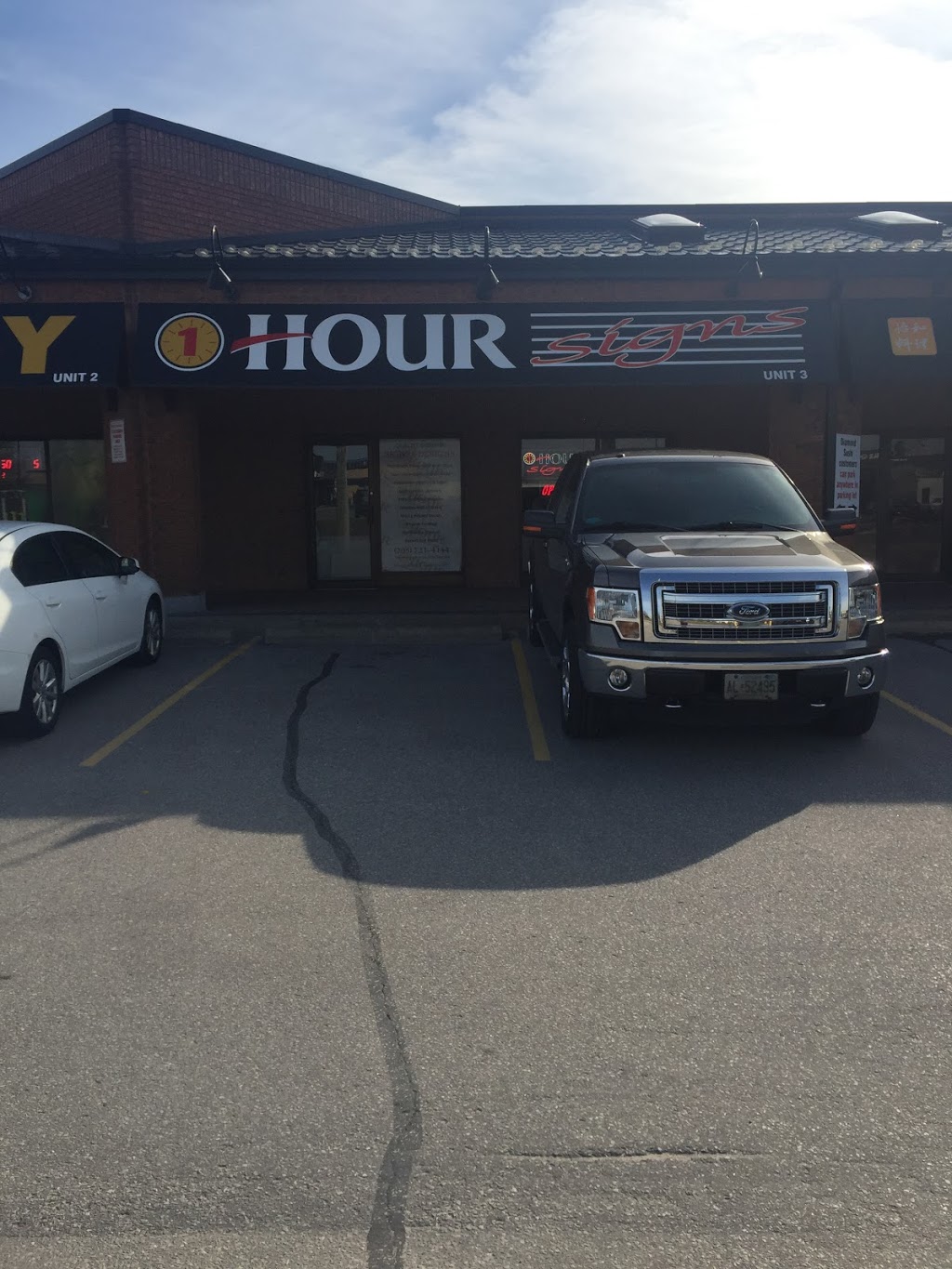 A 1 Hour Signs | 29 Anne St S, Barrie, ON L4N 2C5, Canada | Phone: (705) 721-4144