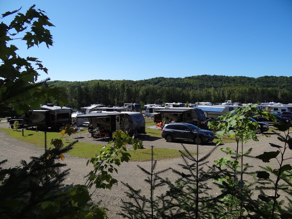 Camping Du Parc | 950 Chemin Principal, Saint-Mathieu-du-Parc, QC G0X 1N0, Canada | Phone: (866) 625-2133