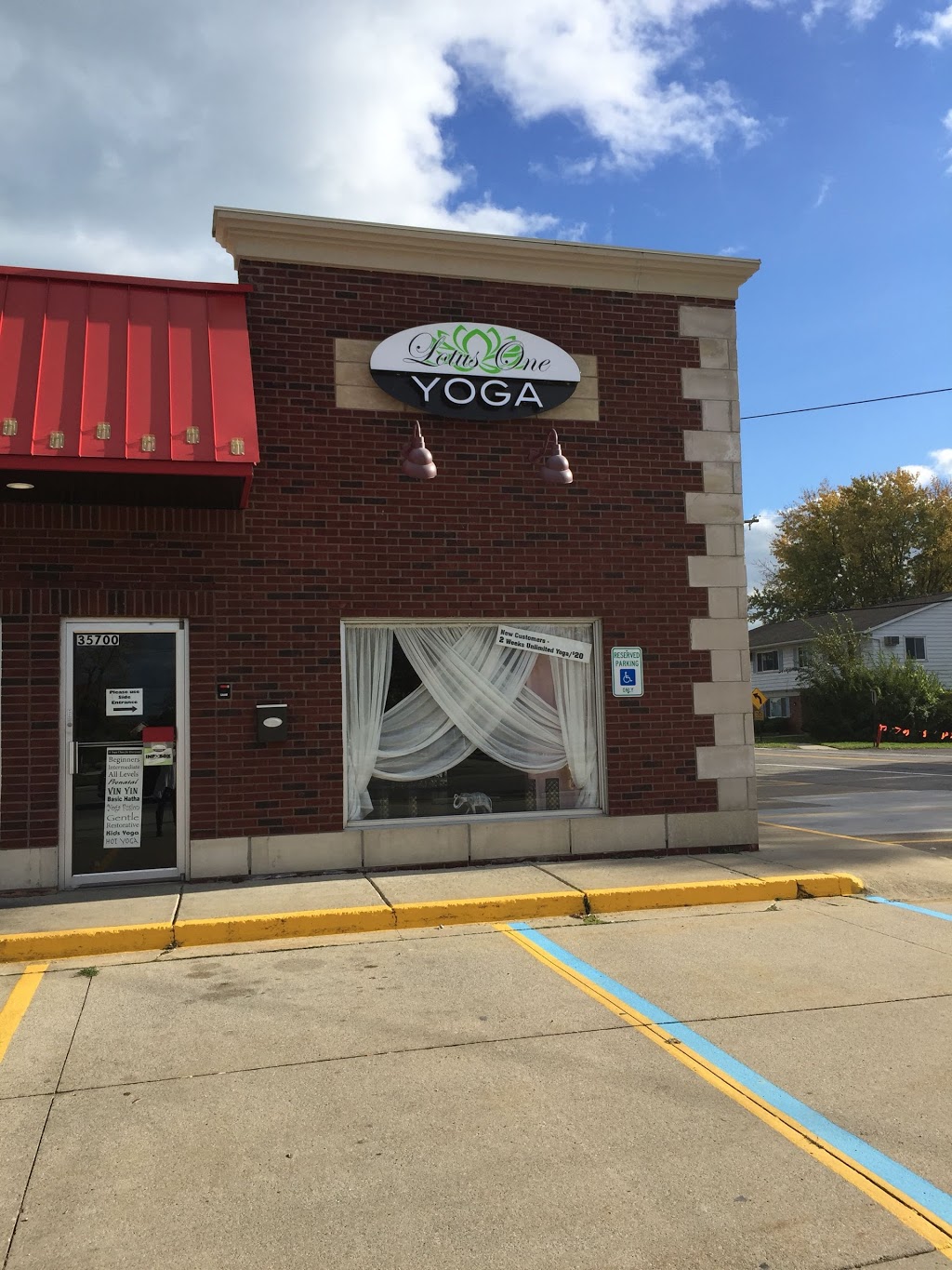 Lotus One Yoga | 35700 Green St, New Baltimore, MI 48047, USA | Phone: (586) 946-1600