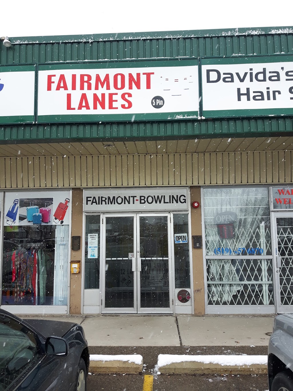 Fairmont Lanes Inc | 972 Hamilton Rd, London, ON N5W 1V6, Canada | Phone: (519) 455-9630