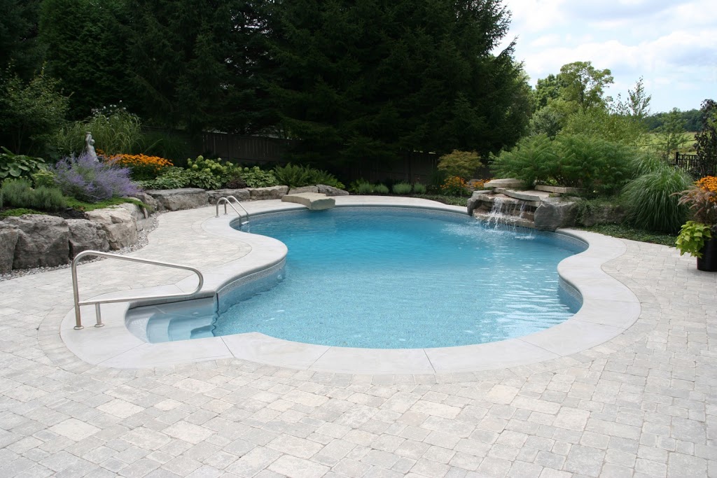 Dekortes Landscape Inc | 799 Balfour St, Fenwick, ON L0S 1C0, Canada | Phone: (905) 892-6908