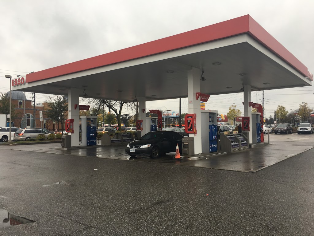 Esso | 2370 Lawrence Ave E, Scarborough, ON M1P 2R5, Canada | Phone: (416) 751-2541