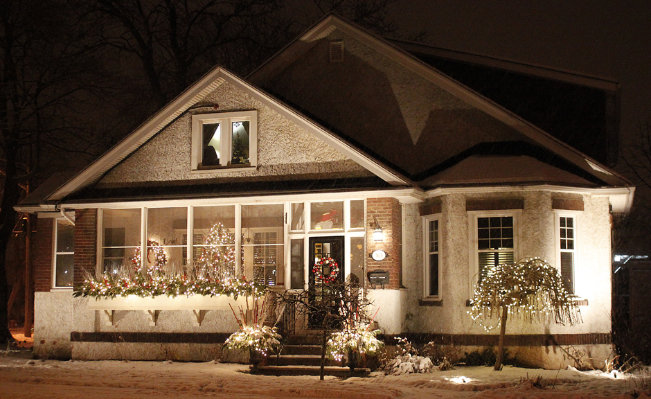 Talwood Manor Bed and Breakfast | 303 Fielden Ave, Port Colborne, ON L3K 4T5, Canada | Phone: (905) 348-5411