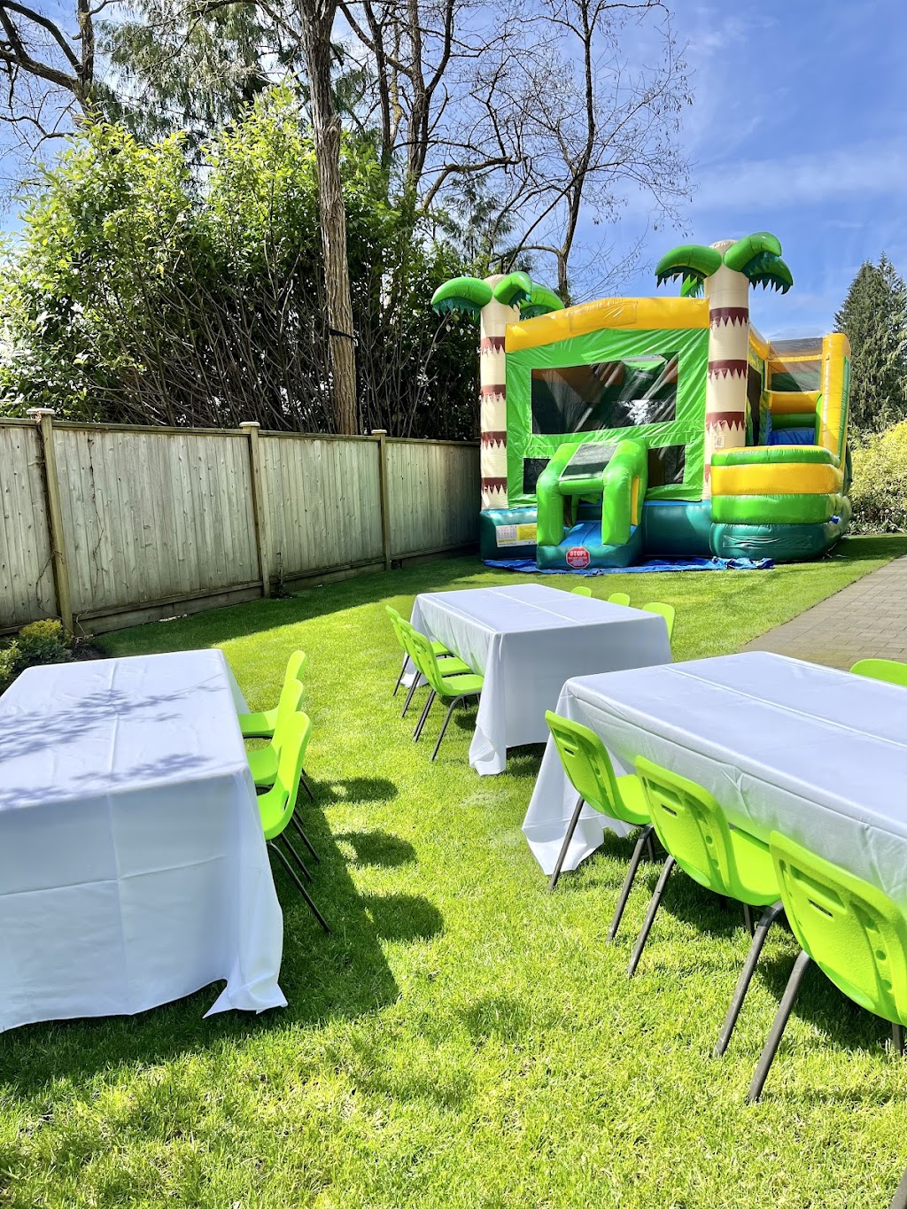 Vancouver Bouncy Castle | 62 Fawcett Rd, Coquitlam, BC V3K 6V6, Canada | Phone: (604) 512-4516