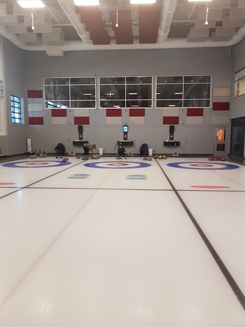 Shawinigan Curling Club | 661 Av. Forman, Grand-Mère, QC G9T 2V3, Canada | Phone: (819) 729-3422