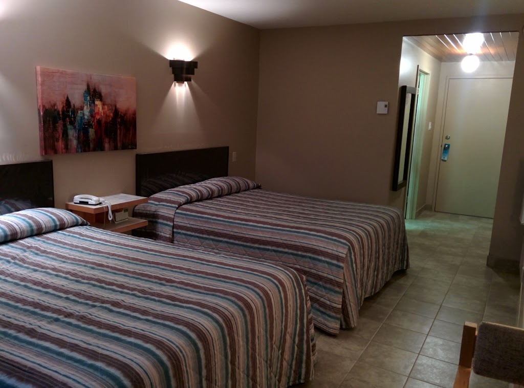 Motel le Martinet | 120 QC-230, La Pocatière, QC G0R 1Z0, Canada | Phone: (418) 856-3904