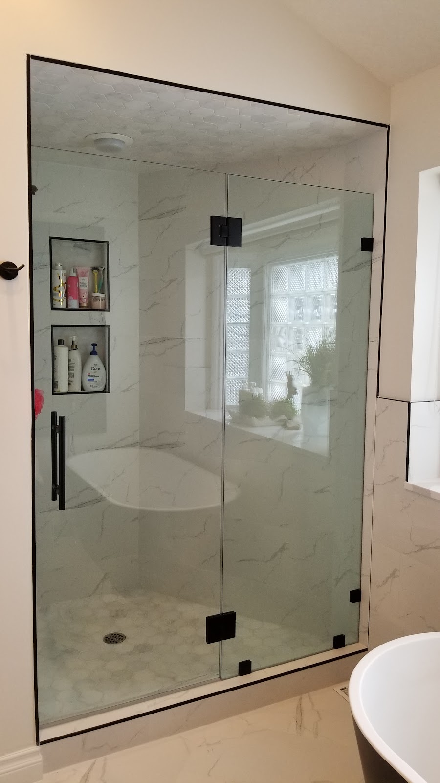 Custom Glass Shower Doors | 75 Sunmills Dr SE, Calgary, AB T2X 2R4, Canada | Phone: (825) 712-7567