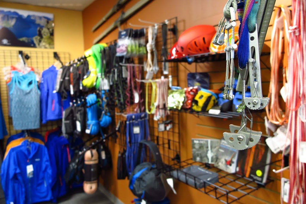 Norseman Outdoor Specialist | 4655 37 St SW, Calgary, AB T3E 3C8, Canada | Phone: (403) 249-5451