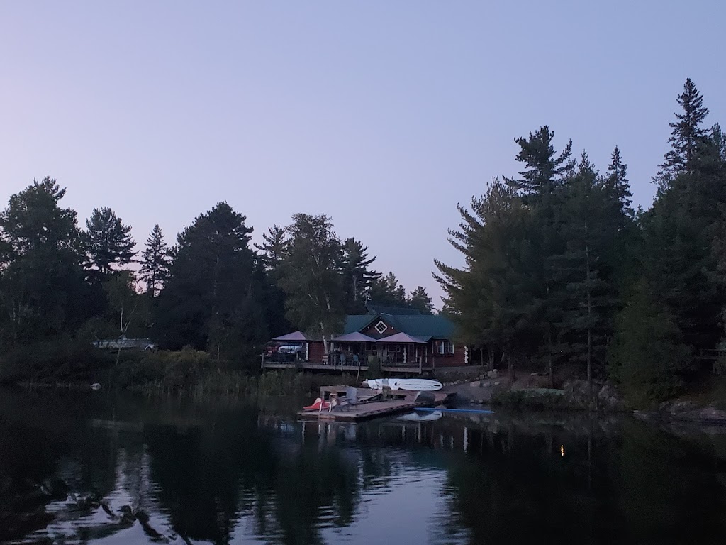 Lodge on the Point | Nipissing, Unorganized, North Part, ON P0H, Canada | Phone: (905) 708-8114