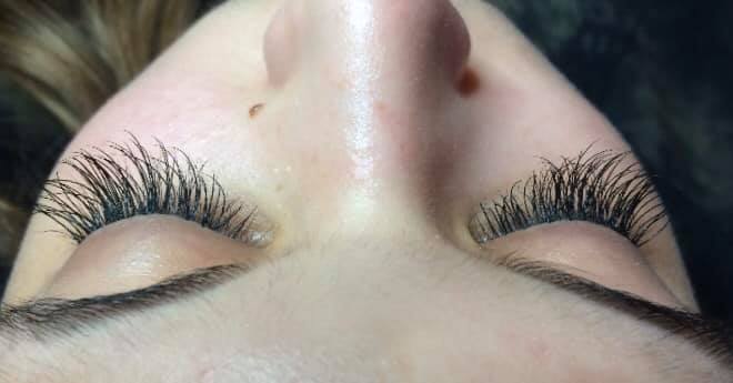 Leannes Lash Lounge | 3753 Cavendish Blvd, Nanaimo, BC V9T 6P7, Canada | Phone: (250) 618-4146