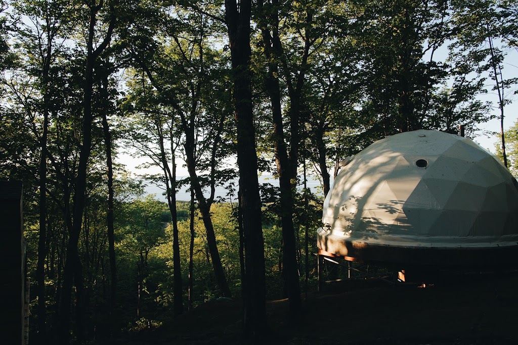 Dômes Charlevoix | 54 Chemin Gabrielle Roy, Petite-Rivière-Saint-François, QC G0A 2L0, Canada