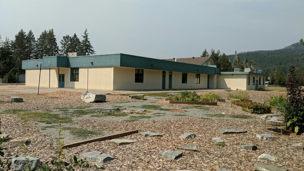 Grindrod Elementary School | 263 Carlin St, Grindrod, BC V0E 1Y0, Canada | Phone: (250) 838-7579