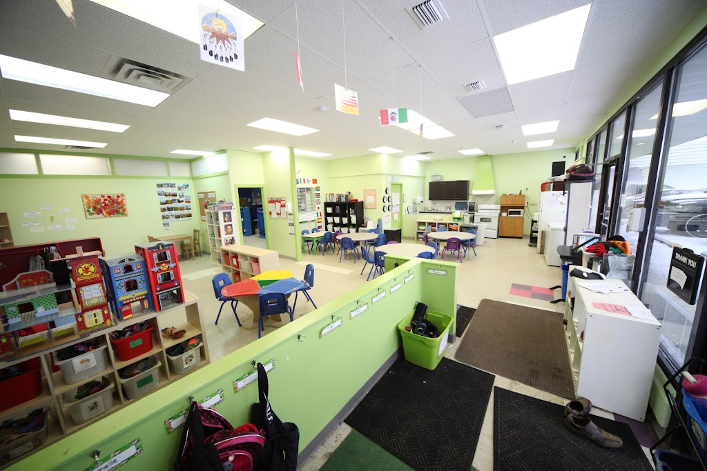 Kanga & Roos Child Care Ctr | 10601 100 Ave, Morinville, AB T8R 1A2, Canada | Phone: (780) 939-7500