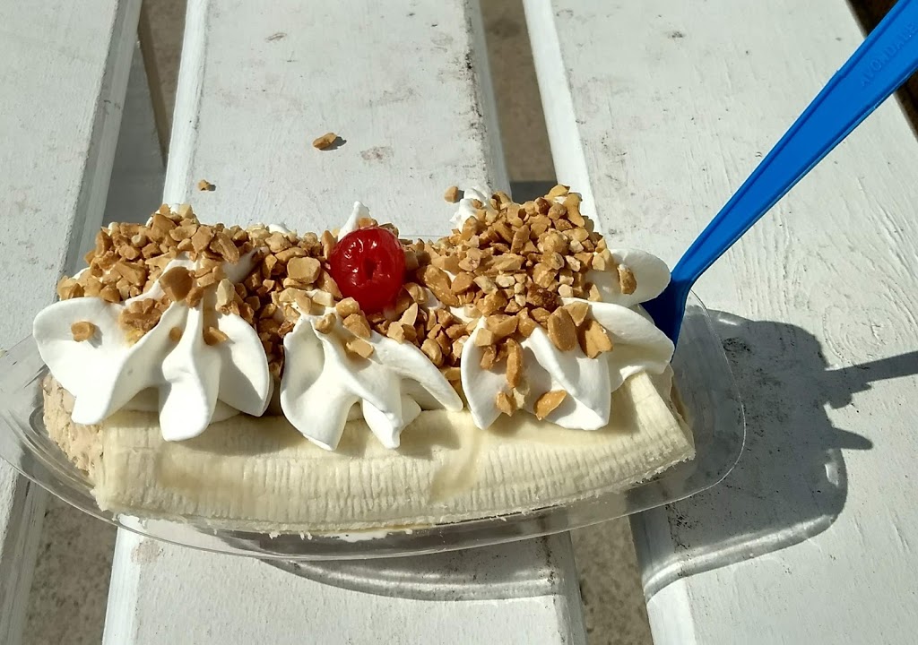 Avondale Dairy Bar | 461 Stewart Rd, Niagara-on-the-Lake, ON L0S 1J0, Canada | Phone: (905) 687-7403