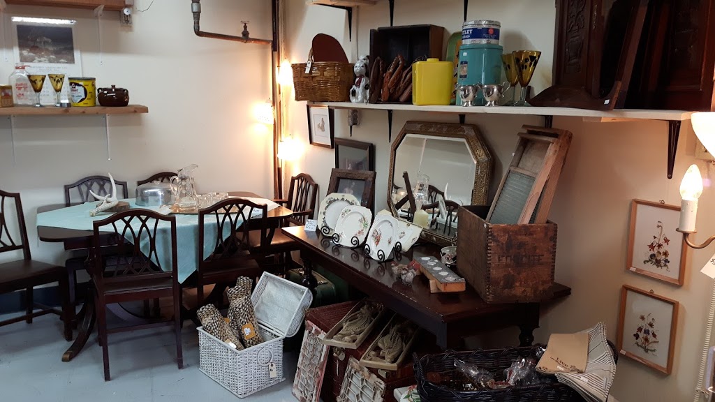 Art of Vintage | 3009 23 Ave SW #106, Calgary, AB T3E 0J3, Canada | Phone: (403) 660-6852