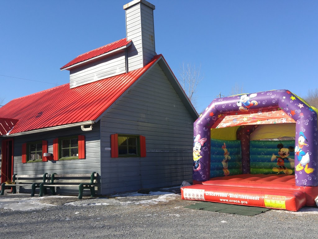 Cabane A Sucre Chalet de LErable | 20 Rue de la Citadelle, Saint-Paul-dAbbotsford, QC J0E 1A0, Canada | Phone: (450) 379-9700