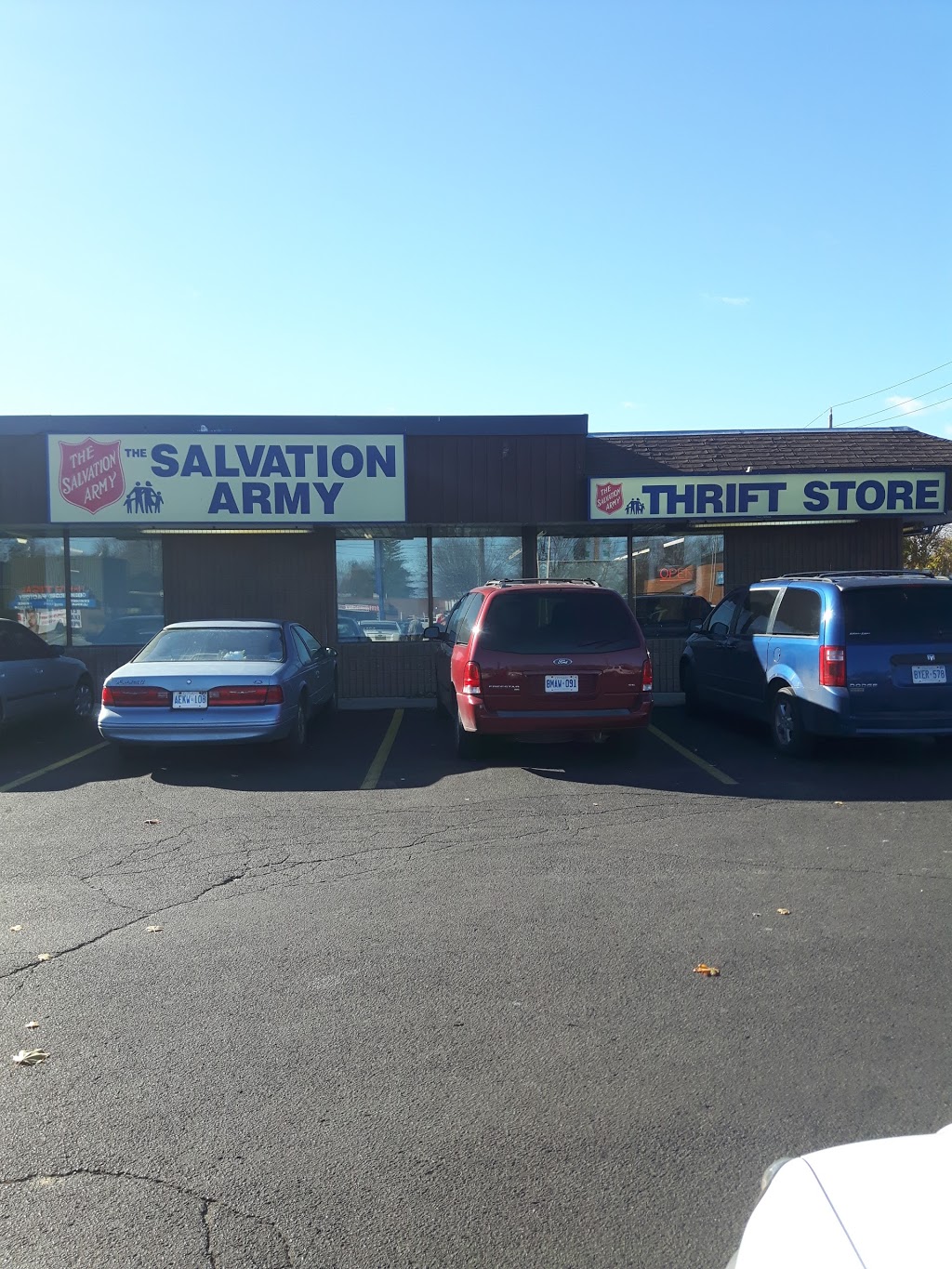 Salvation Army Thrift Store | 456 St Clair St, Chatham, ON N7L 3K7, Canada | Phone: (519) 358-7299