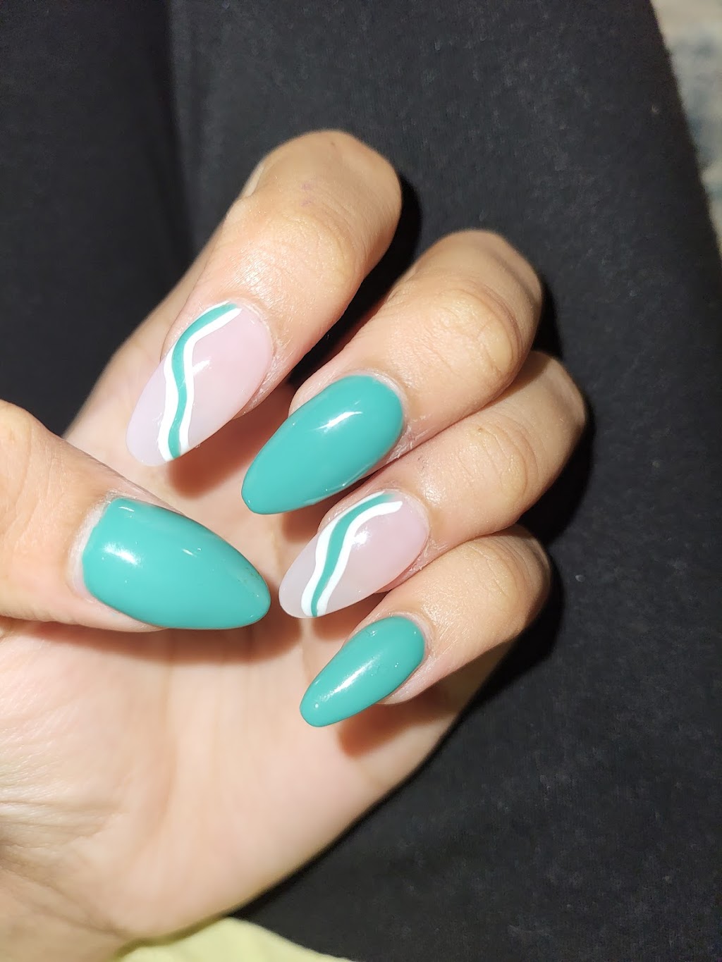 Lamour Nails | 1341 Lawrence Ave W, North York, ON M6L 1A4, Canada | Phone: (416) 245-0888