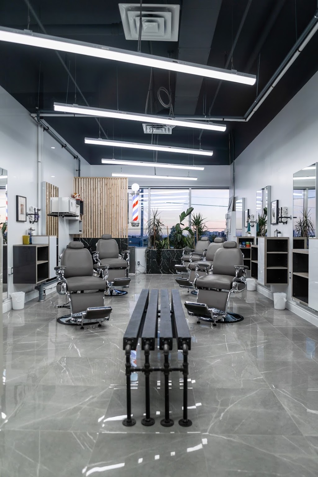 Reserve Studios Barbershop | 7777 Weston Rd Unit 216, Woodbridge, ON L4L 0G9, Canada | Phone: (289) 657-9195