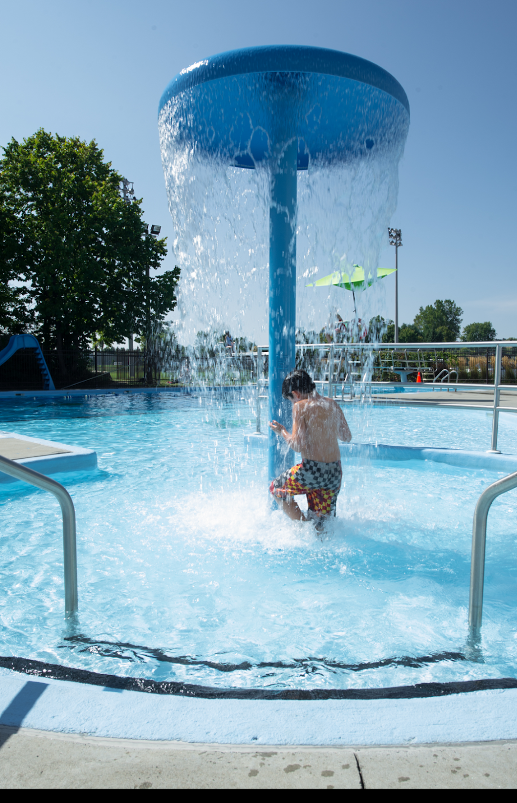 Piscine municipale | 30 Mnt Gagnon, Bois-des-Filion, QC J6Z 2L1, Canada | Phone: (450) 621-1460