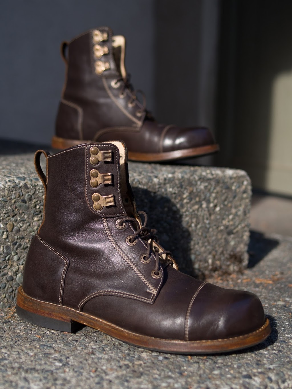 Bao Shoemaker | 2672 Shelbourne St, Victoria, BC V8R 4L9, Canada | Phone: (250) 213-3282