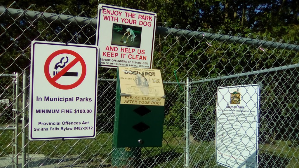 Gleeson Park Off-leash Dog Area | 25 Old Slys Rd, Smiths Falls, ON K7A 3M3, Canada