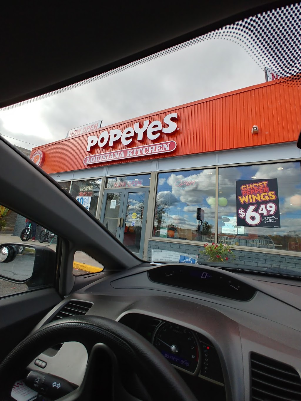 Popeyes Louisiana Kitchen | 432 The Queensway S, Keswick, ON L4P 2E1, Canada | Phone: (905) 476-1222