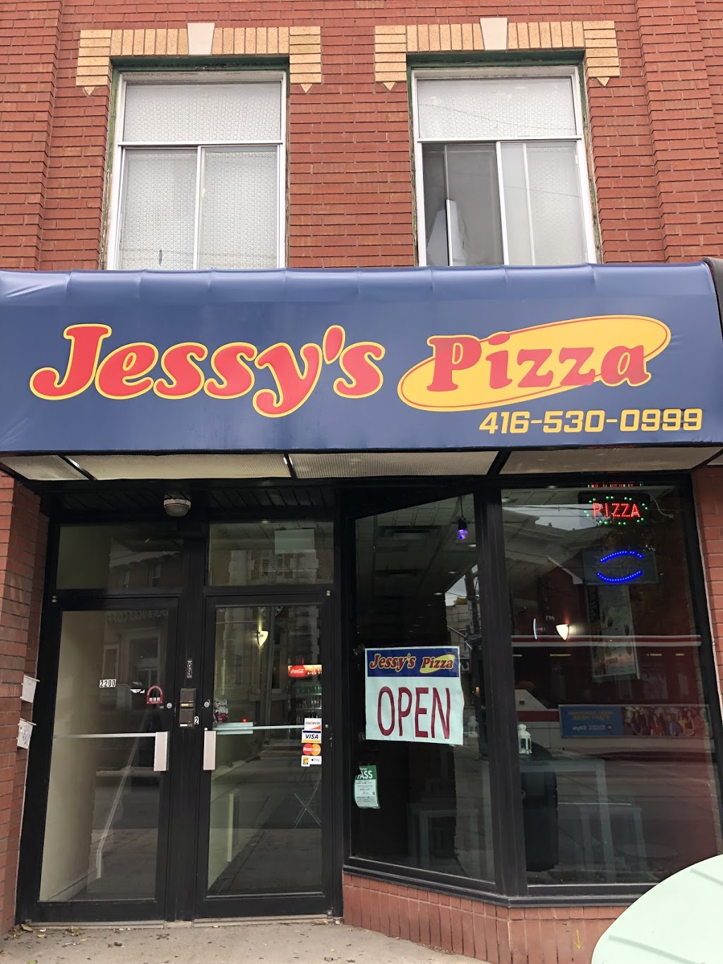 Jessy’s Pizza Toronto | 2200 Dundas St W, Toronto, ON M6R 1X3, Canada | Phone: (416) 530-0999