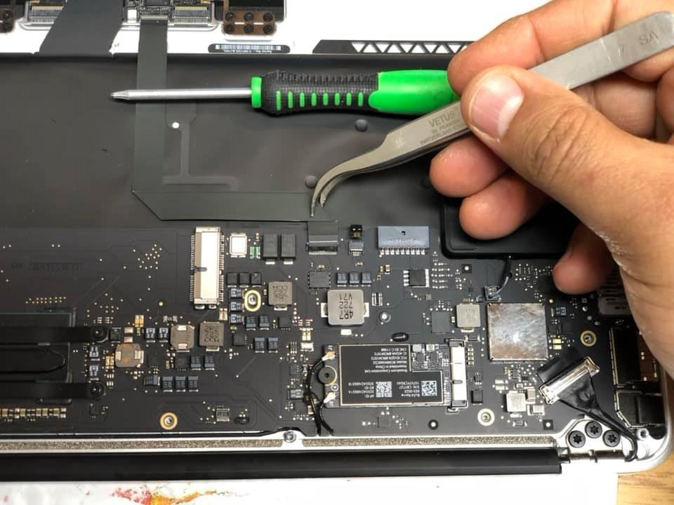 Guru Computers Delta - MacBook Repair - Computer Repair Delta and Surrey - Laptop Repair & iMac Repair | 8609-8611, 120 Street, Scott Rd, Delta, BC V4C 6R4, Canada | Phone: (604) 256-2193