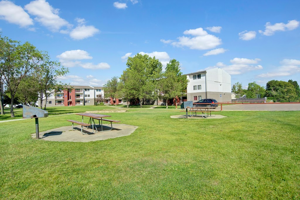 Madison Park Apartment Homes | 105 Cambridge Ave, Regina, SK S4N 5N6, Canada | Phone: (306) 761-5404