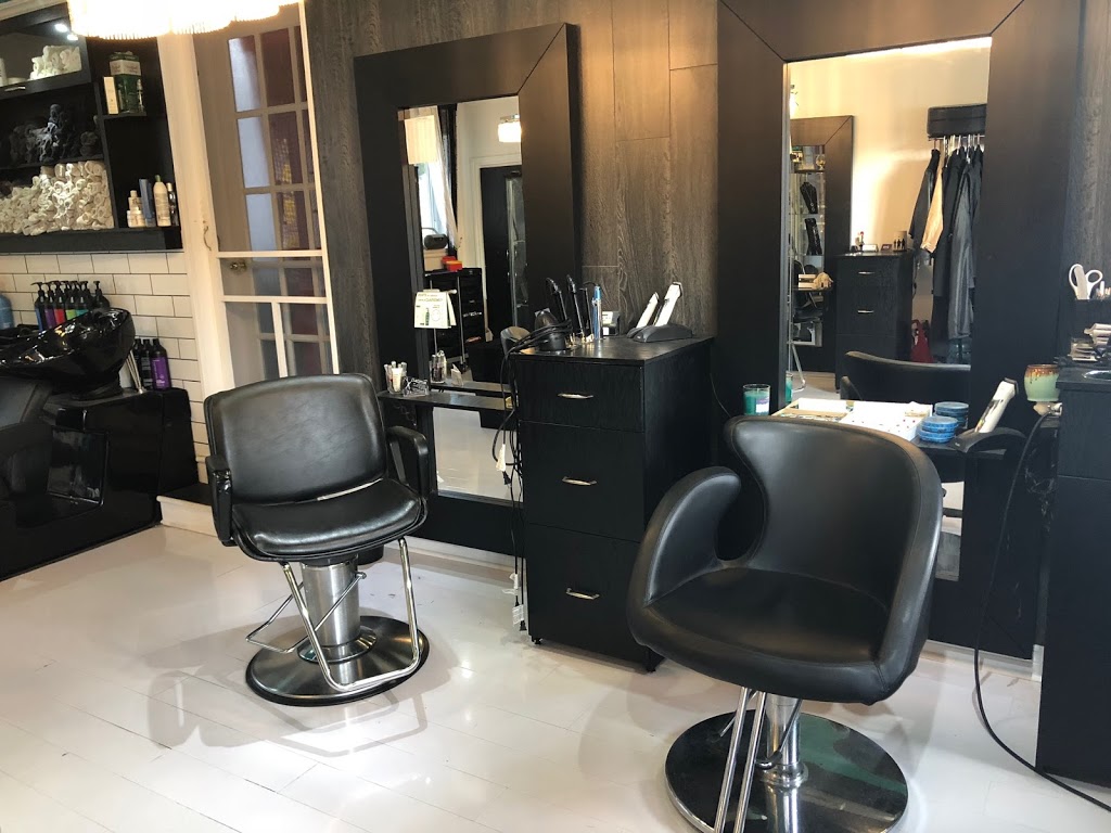 Salon Aux Ciseaux DArt | 363 Rue Latour, Saint-Jean-sur-Richelieu, QC J3B 1M5, Canada | Phone: (450) 348-3130