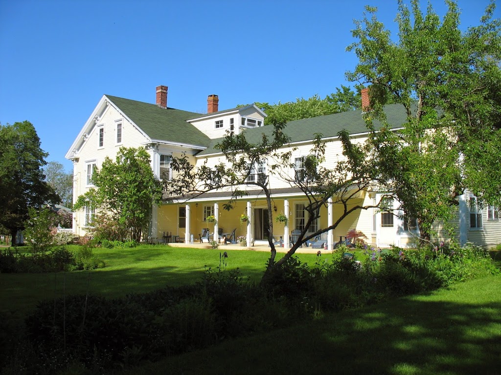 Hillsdale House Inn | 519 St George St, Annapolis Royal, NS B0S 1A0, Canada | Phone: (877) 839-2821