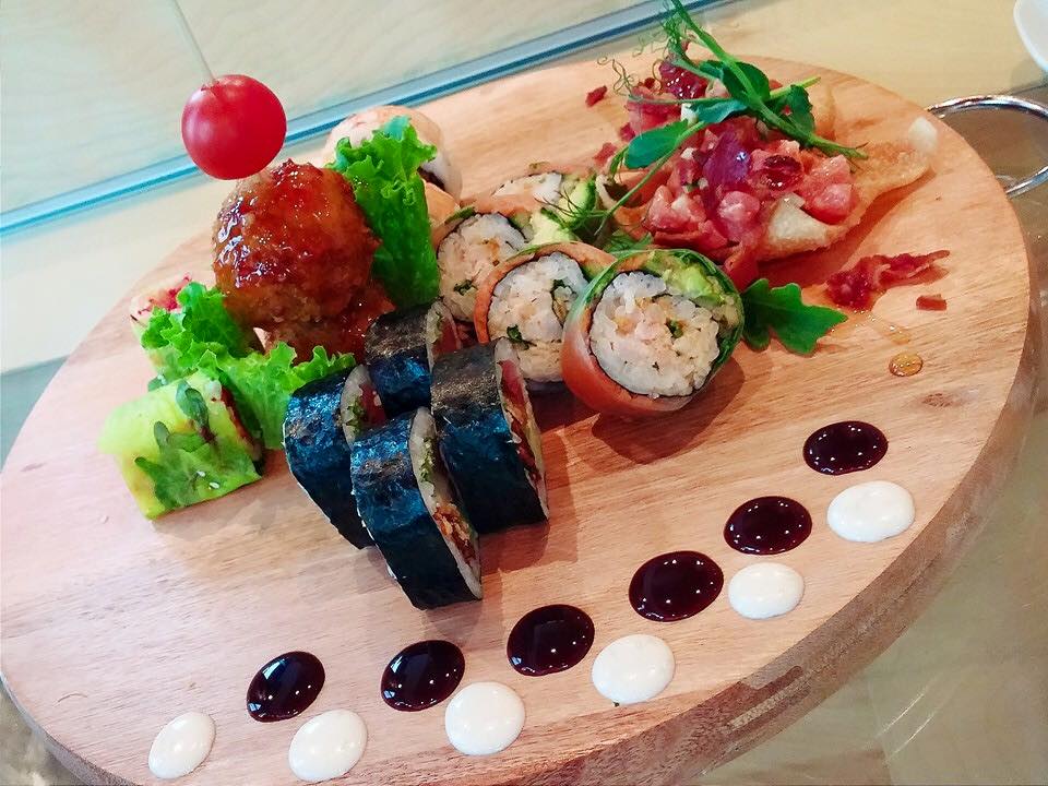 Sushizo Bécancour | 1002 Boulevard de Port Royal, Bécancour, QC G9H 1X6, Canada | Phone: (819) 606-0700