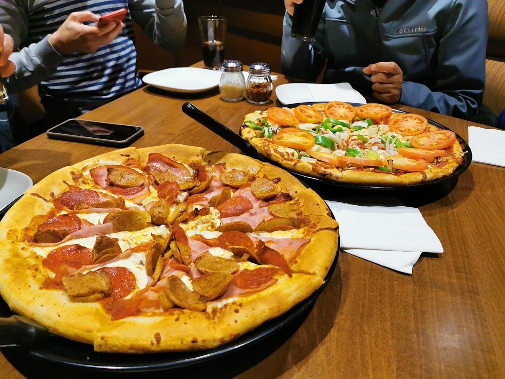 Boston Pizza | 32530 S Fraser Way, Abbotsford, BC V2T 1X5, Canada | Phone: (604) 859-3333
