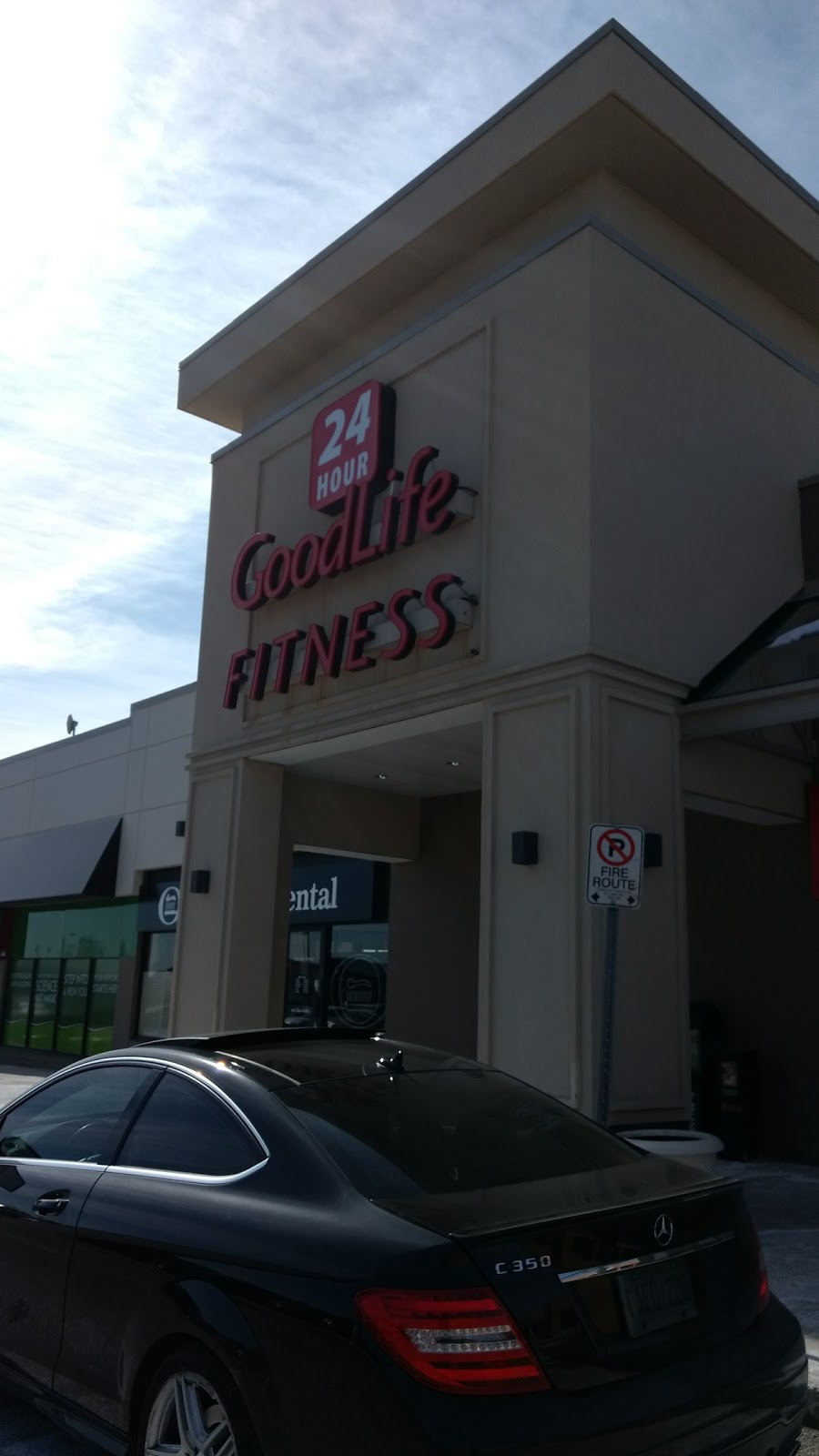 GoodLife Fitness Oakville Town Centre | 300 North Service Rd W, Oakville, ON L6M 2S2, Canada | Phone: (905) 337-7244