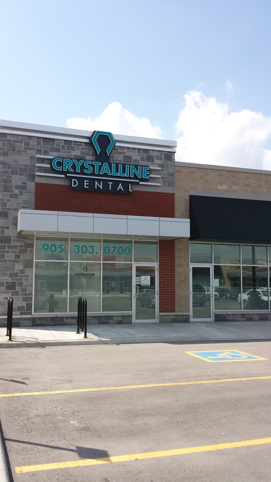 Crystalline Dental | G, 1850 Major MacKenzie Dr W #1-2, Maple, ON L6A 4R9, Canada | Phone: (905) 303-0700