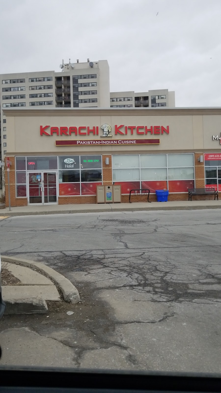 Karachi Kitchen | 6560 Meadowvale Town Centre Cir, Mississauga, ON L5N 4B7, Canada | Phone: (905) 821-7700