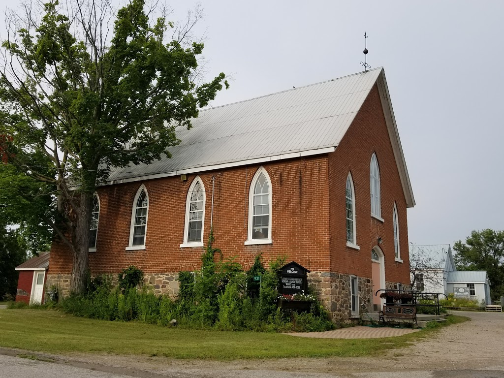 Lefroy United Church | 931 Church Dr, Lefroy, ON L0L 1W0, Canada | Phone: (705) 456-2098